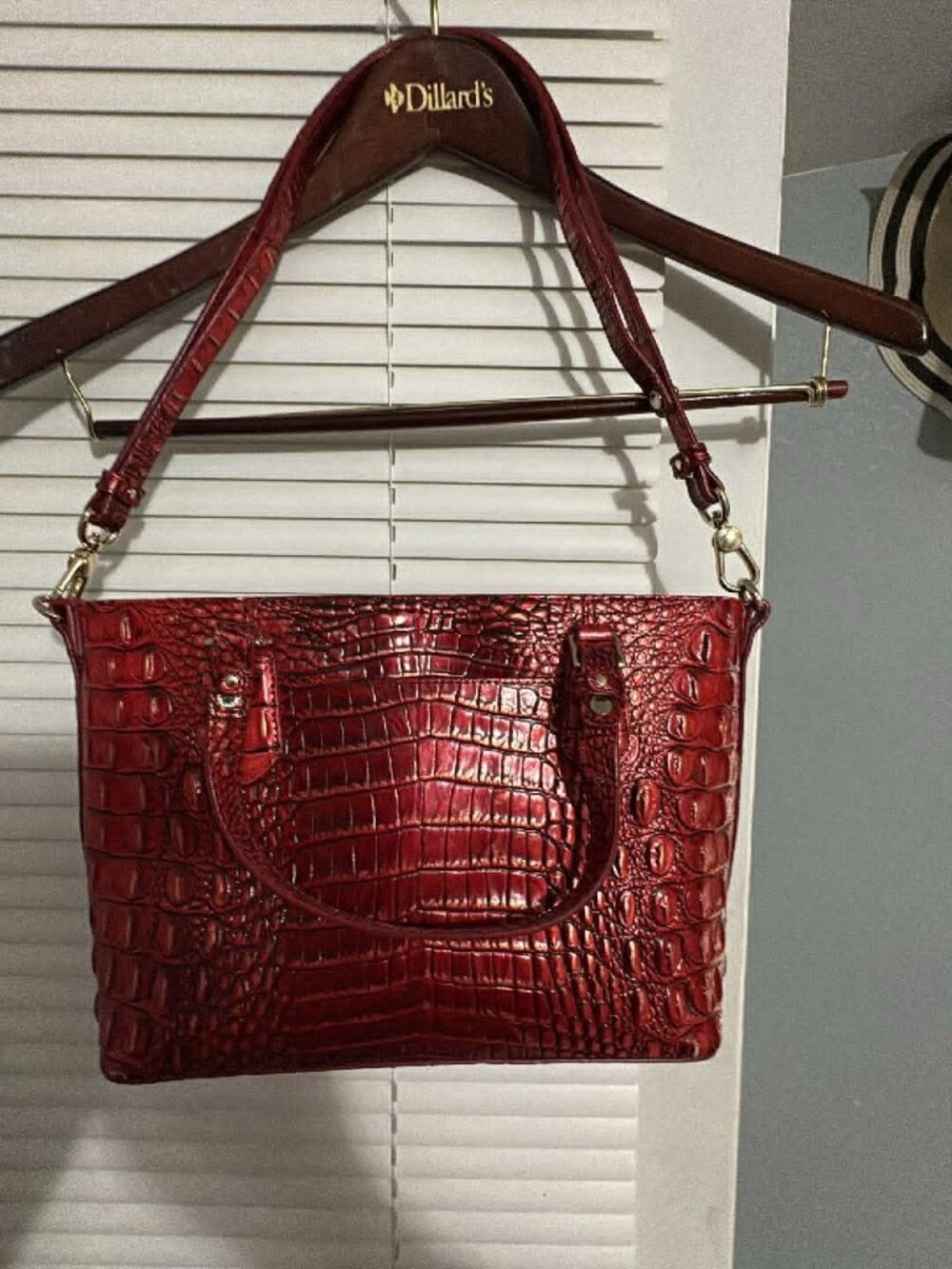 Brahmin Medium shoulder SATCHEL - Picture 2 of 9